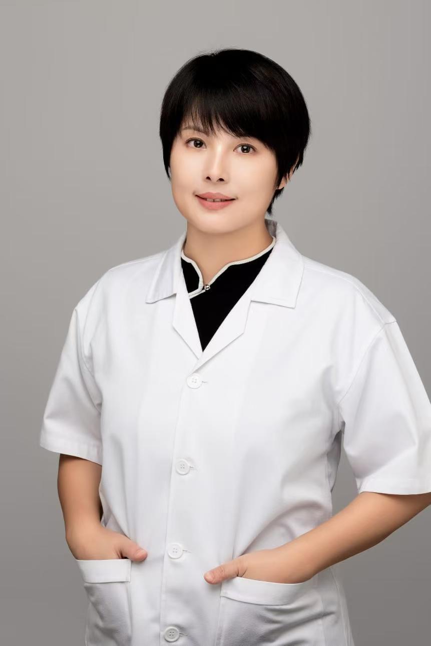 Guan Wen Ya 管雯雅